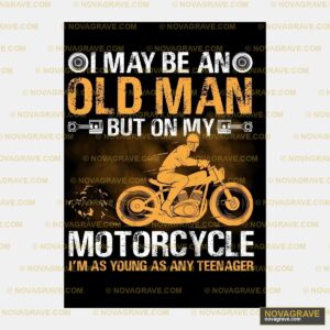 A Man Riding A Motorcycle With The Words Im M Typography Slogans - DTF Ontwerp